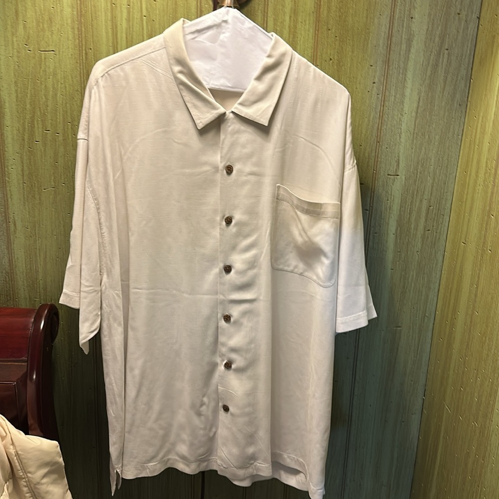 Tommy Bahama off white/ cream color,XXL, short sleeve, button down shirt. - Picture 3 of 4